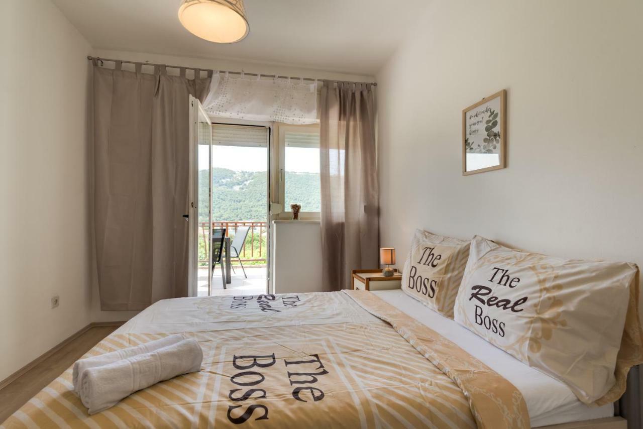 Apartment Stana Sibenik Bagian luar foto