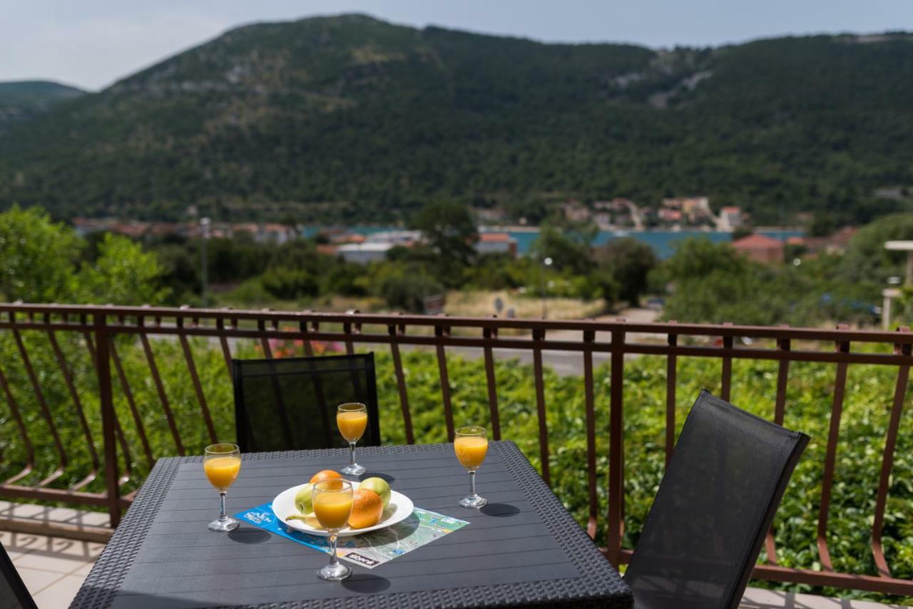 Apartment Stana Sibenik Bagian luar foto