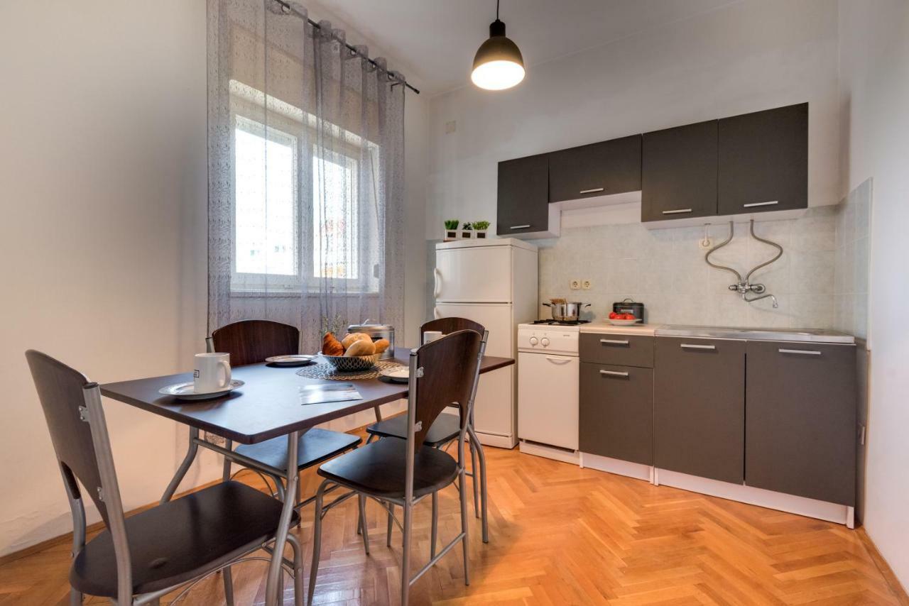 Apartment Stana Sibenik Bagian luar foto