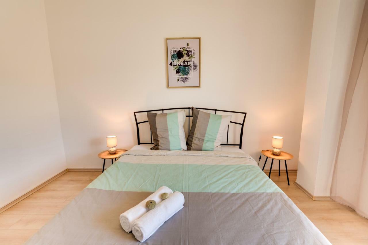 Apartment Stana Sibenik Bagian luar foto