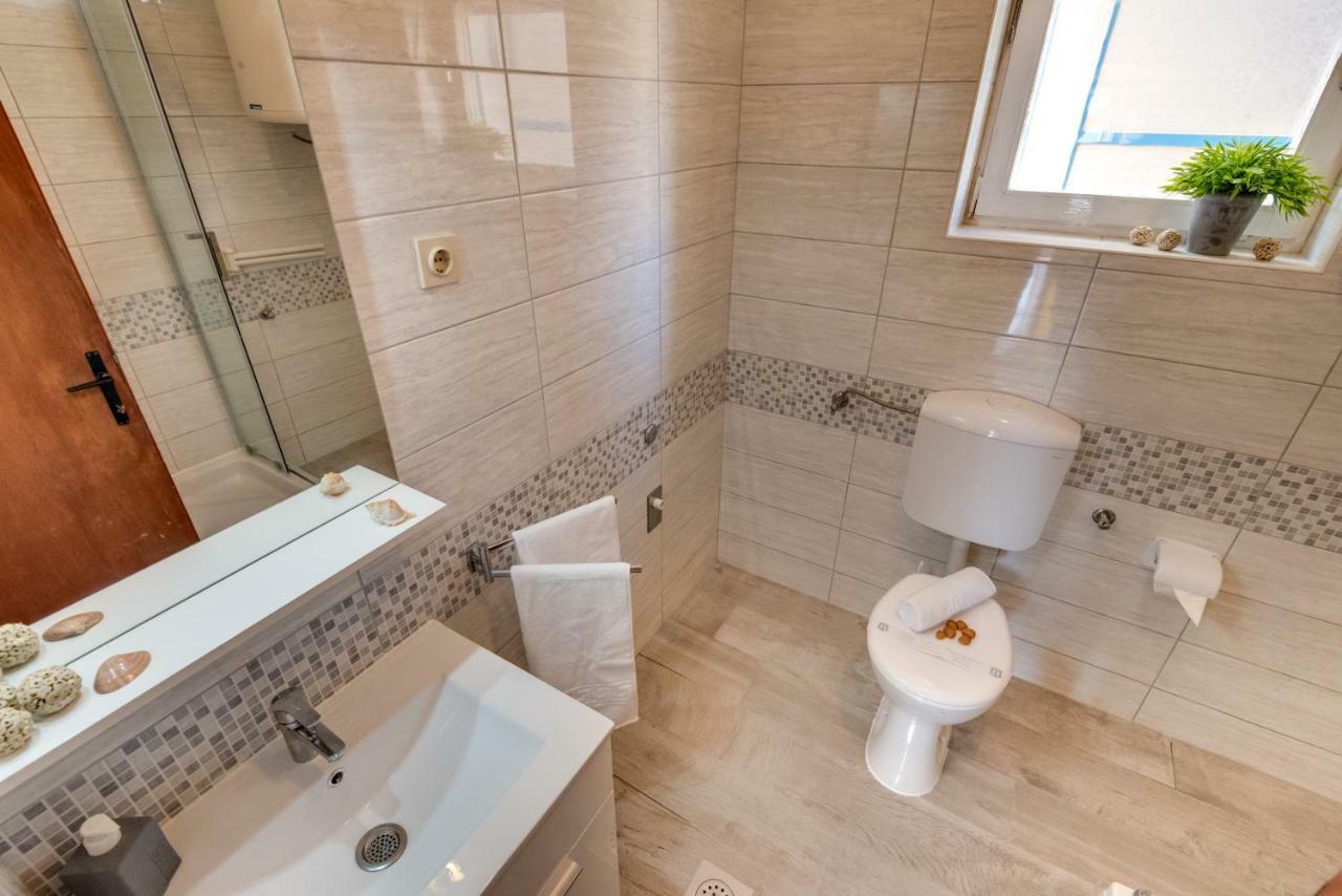 Apartment Stana Sibenik Bagian luar foto