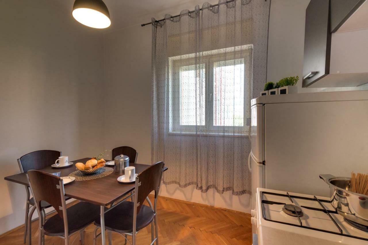 Apartment Stana Sibenik Bagian luar foto